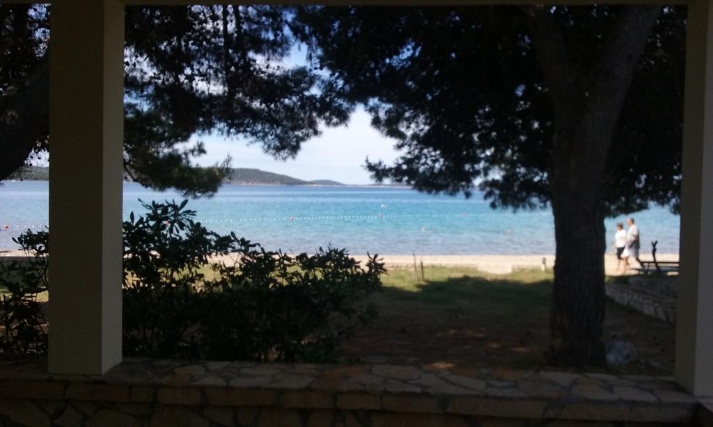 Apartment Mihalj Jadrija-Ground Floor מראה חיצוני תמונה